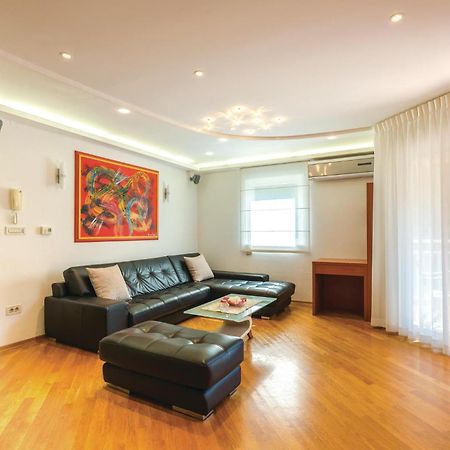 Cozy Apartment In Rijeka With Kitchen エクステリア 写真