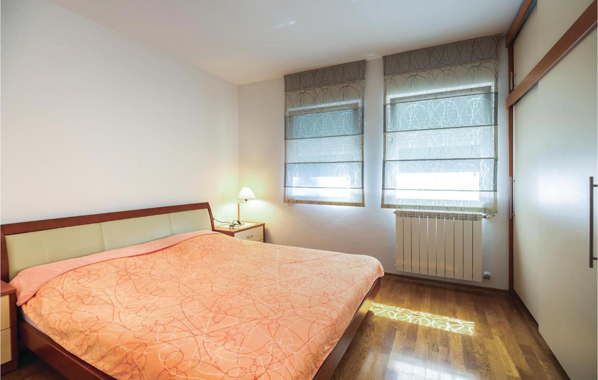 Cozy Apartment In Rijeka With Kitchen エクステリア 写真
